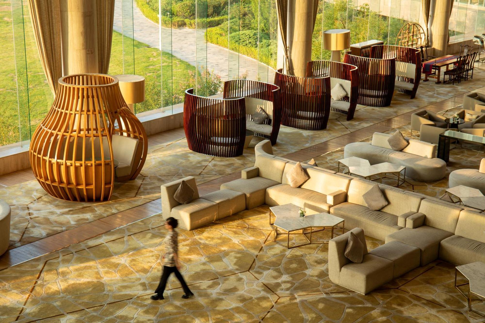 Wyndham Grand Qingdao Hotel Buitenkant foto