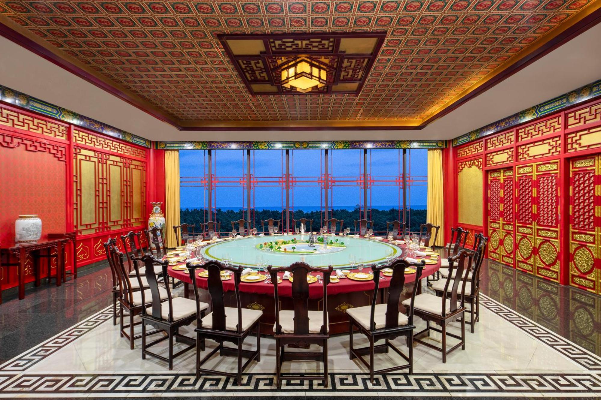 Wyndham Grand Qingdao Hotel Buitenkant foto